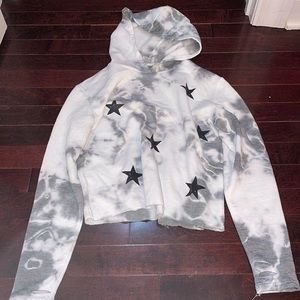 Girls firehouse tye dye star cropped hoodie